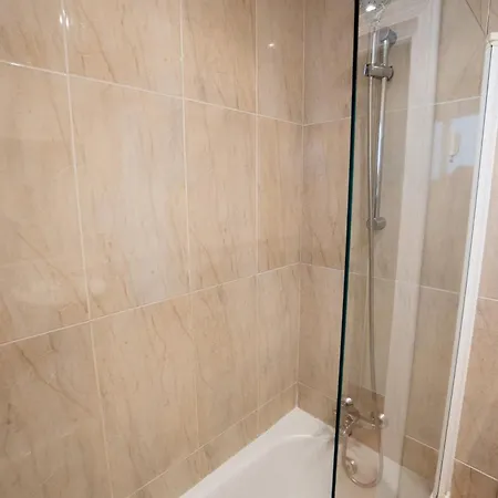 Tuhillo 2f Menyber Apartment *